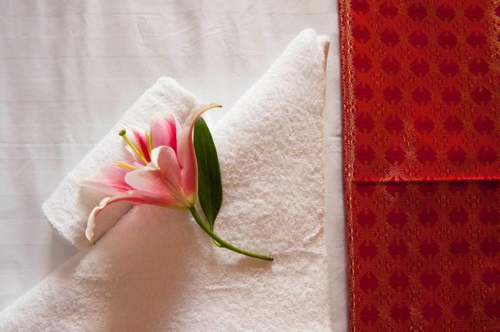 Villa Silk Road Hotel بنوم بنه المظهر الخارجي الصورة