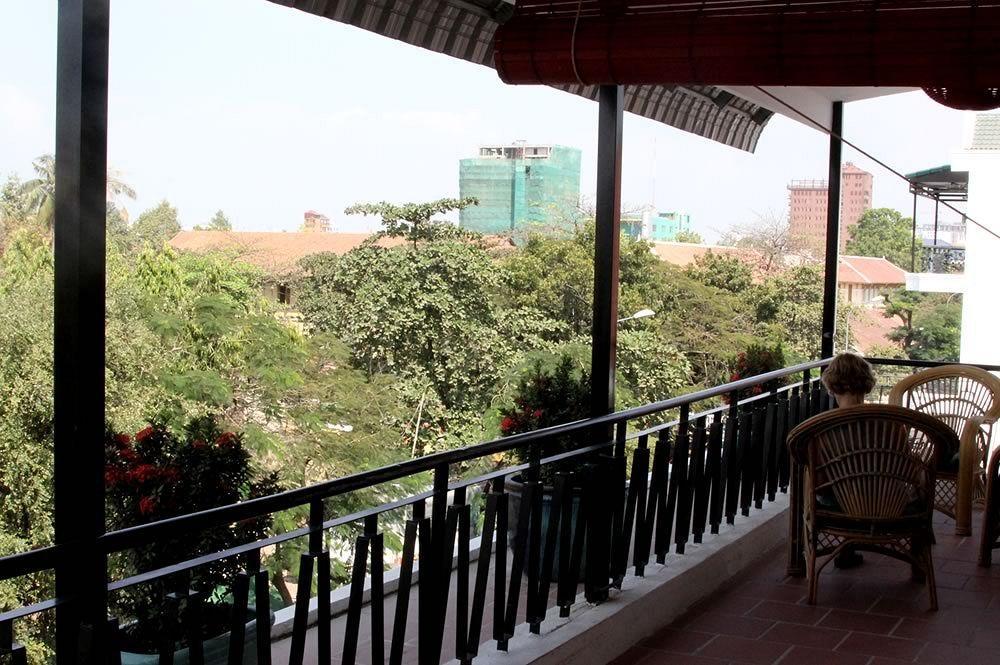 Villa Silk Road Hotel بنوم بنه المظهر الخارجي الصورة