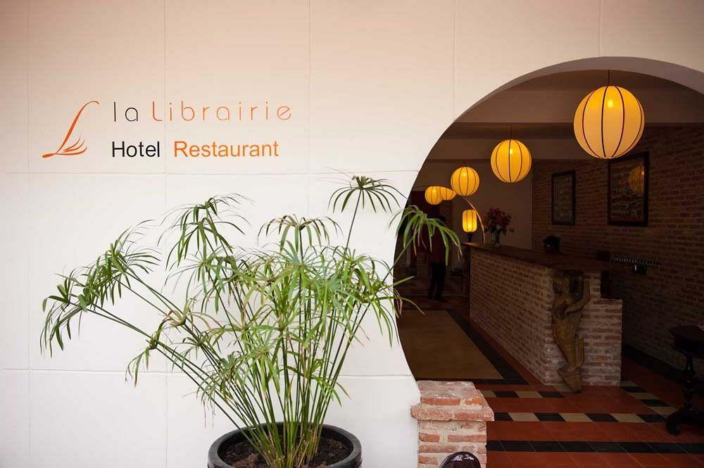 Villa Silk Road Hotel بنوم بنه المظهر الخارجي الصورة