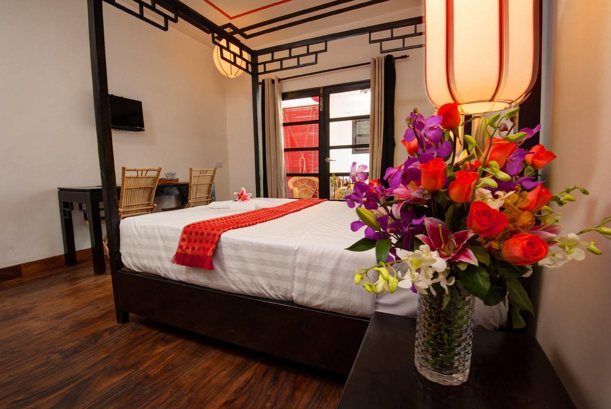 Villa Silk Road Hotel بنوم بنه المظهر الخارجي الصورة